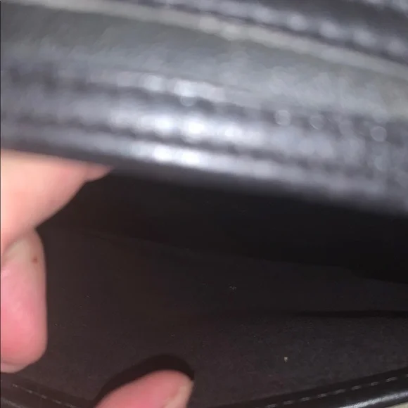 COACH Willis black leather with gold hardware twist lock crossbody purse - Picture 8 of 12